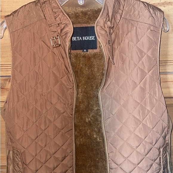 Puffer Vest - Picture 2 of 2